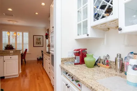 4004 W De Leon Street Tampa FL 33609