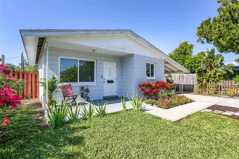 710 50th Avenue N St Petersburg FL 33703