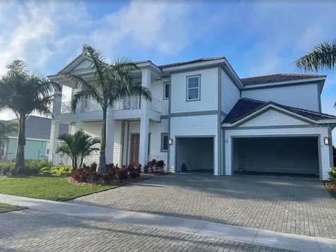 810 Manns Harbor Drive Apollo Beach FL 33572