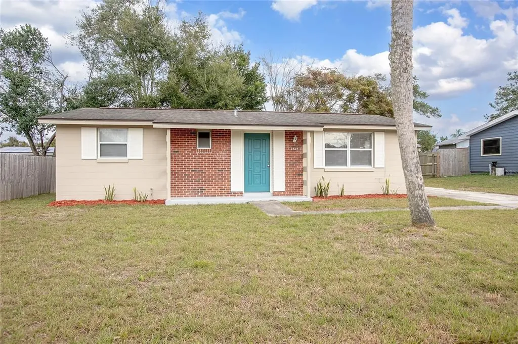 2429 Hope Avenue Deltona FL 32738