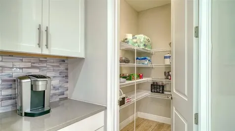 5921 Long Shore Loop Sarasota FL 34238