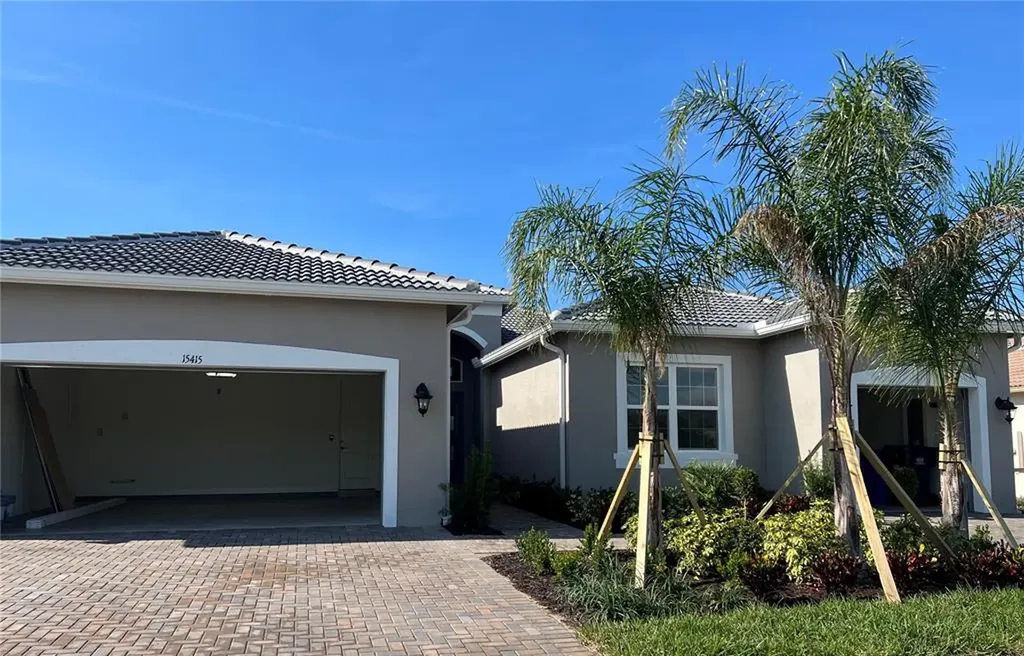 15415 Valencia Del Sol Street Wimauma FL 33598