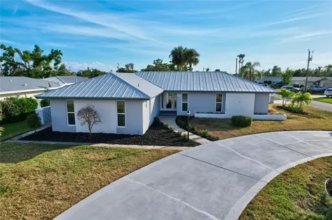 5121 Glade Court Cape Coral FL 33904