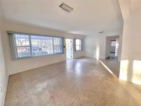 4212 Yardley Avenue N St Petersburg FL 33713