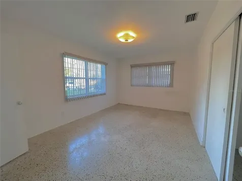 4212 Yardley Avenue N St Petersburg FL 33713