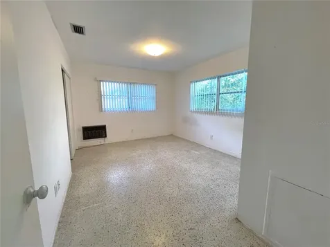4212 Yardley Avenue N St Petersburg FL 33713