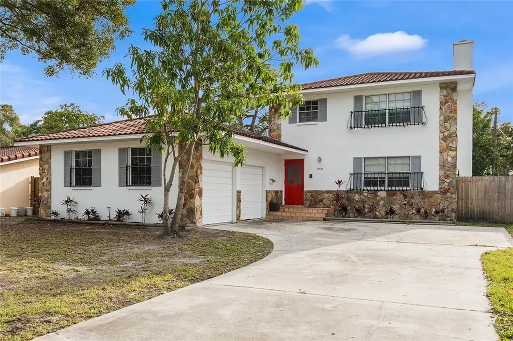650 Cedarwood Street N St Petersburg FL 33703