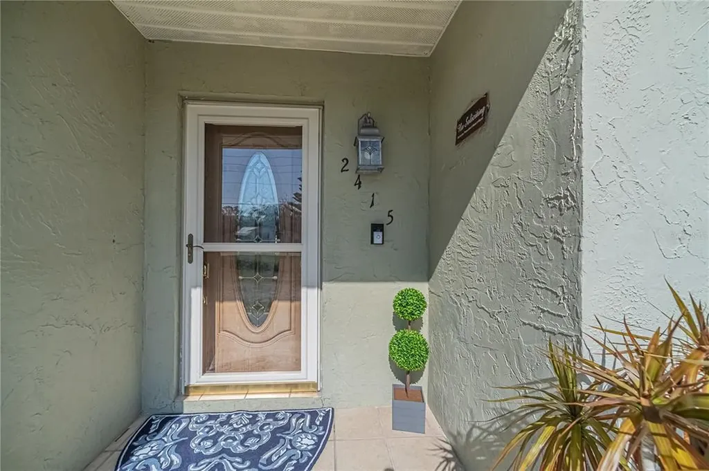 2415 Duff Road Lakeland FL 33810