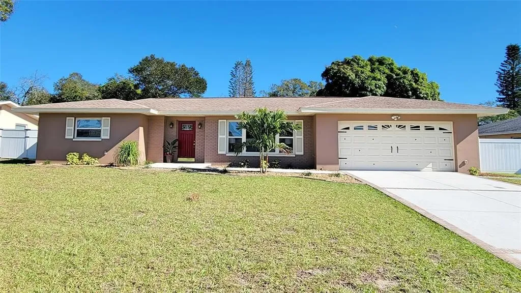 1369 Woodcrest Avenue Clearwater FL 33756