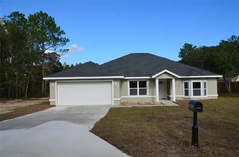 13 Sequoia Loop Trace Ocklawaha FL 32179