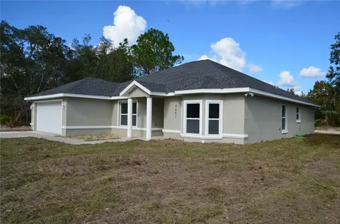 13 Sequoia Loop Trace Ocklawaha FL 32179