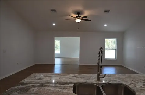 13 Sequoia Loop Trace Ocklawaha FL 32179