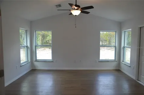 13 Sequoia Loop Trace Ocklawaha FL 32179