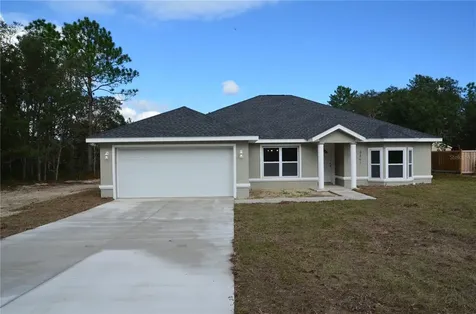 13 Sequoia Loop Trace Ocklawaha FL 32179