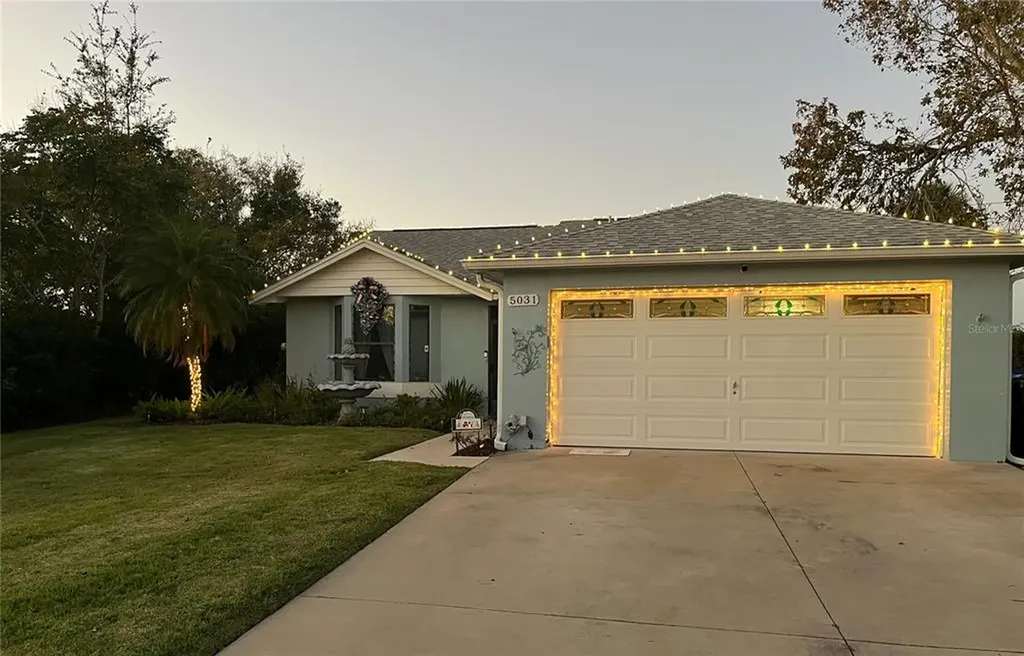 5031 Damson Court Orlando FL 32821