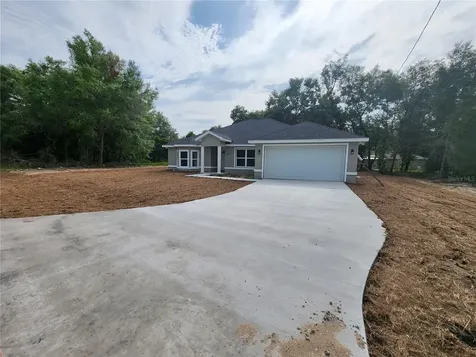 206 Malauka Run Ocklawaha FL 32179