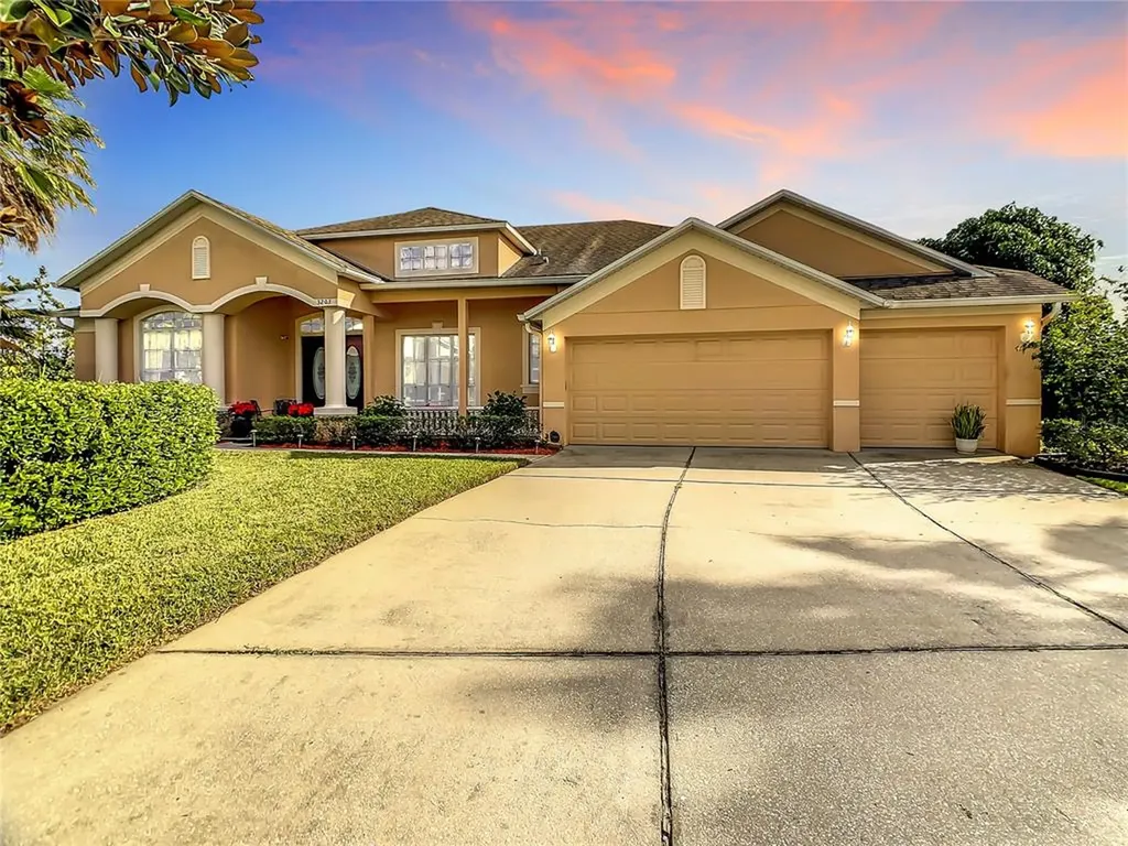 3203 Large Oak Court Kissimmee FL 34744