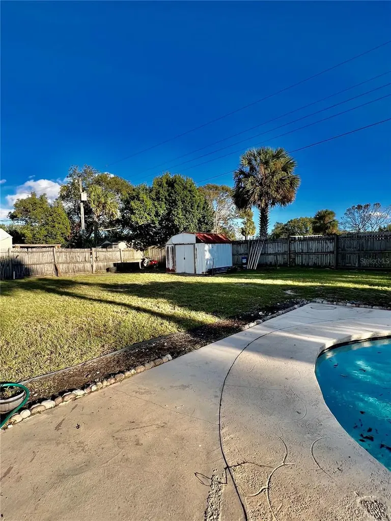213 S Sunland Drive Sanford FL 32773