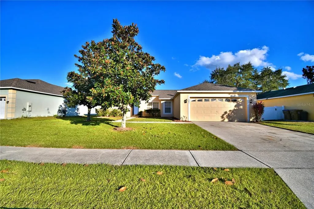 461 Tamarind Parke Lane Kissimmee FL 34758