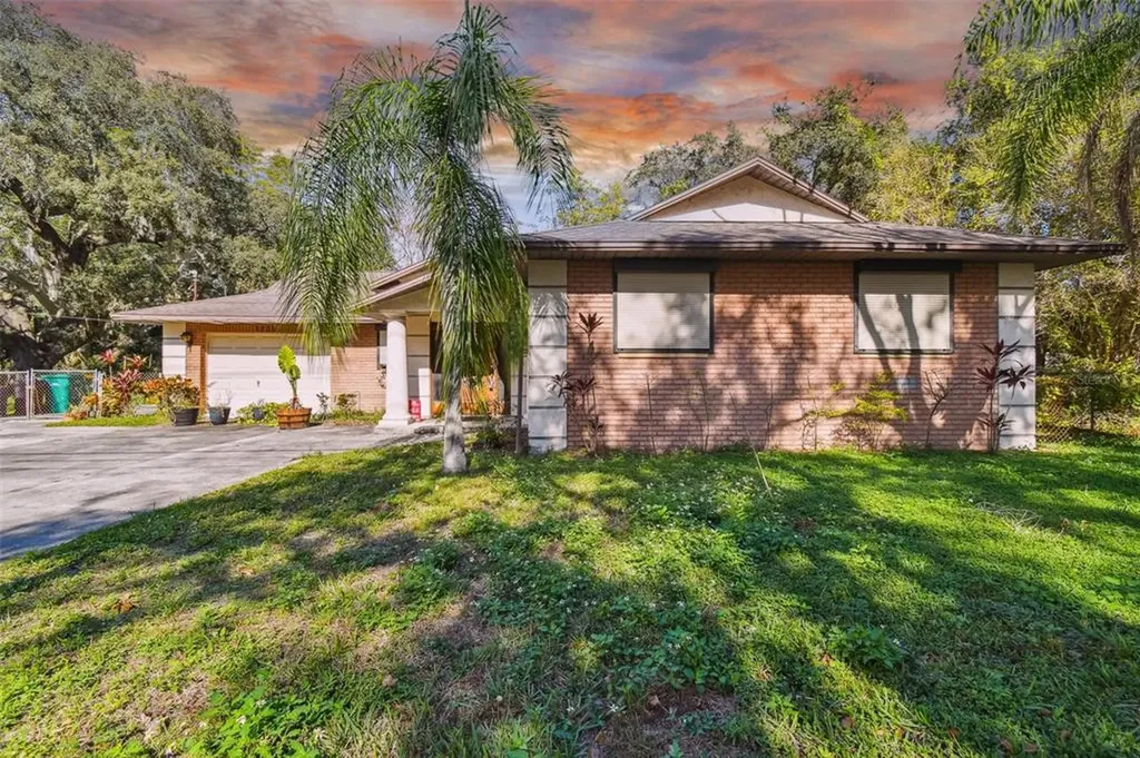 1235 Cedar Street Safety Harbor FL 34695