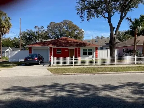 224 27th Street S St Petersburg FL 33712
