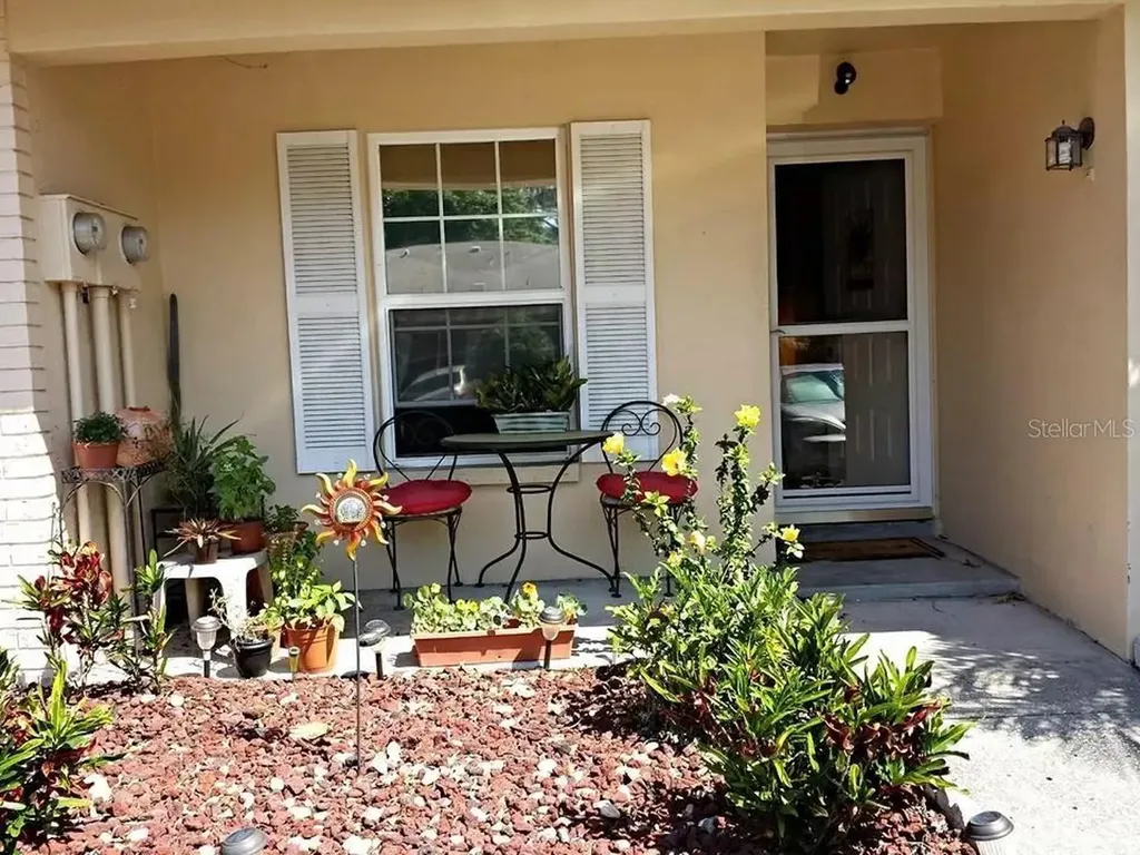 305 Rogers Court Safety Harbor FL 34695