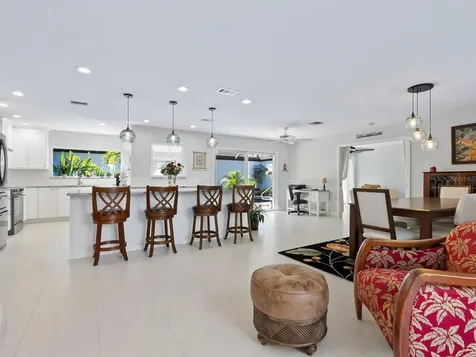3751 Glen Oaks Manor Drive Sarasota FL 34232