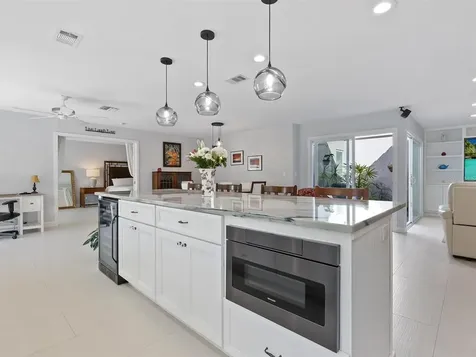 3751 Glen Oaks Manor Drive Sarasota FL 34232