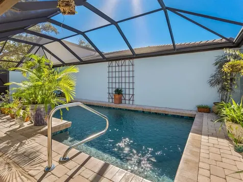 3751 Glen Oaks Manor Drive Sarasota FL 34232