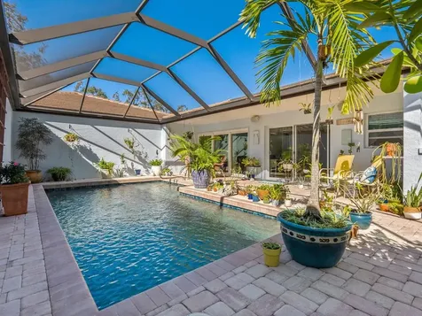 3751 Glen Oaks Manor Drive Sarasota FL 34232