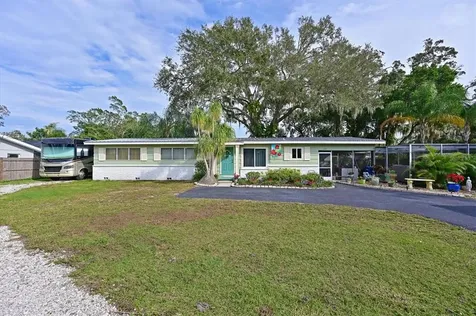 1211 67th Street NW Bradenton FL 34209