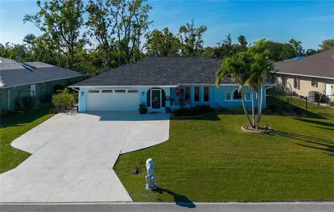 2457 Rio De Janeiro Avenue Punta Gorda FL 33983