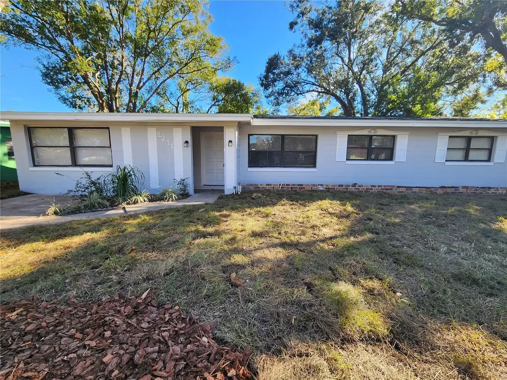 2211 Fontainebleau Drive Orlando FL 32808