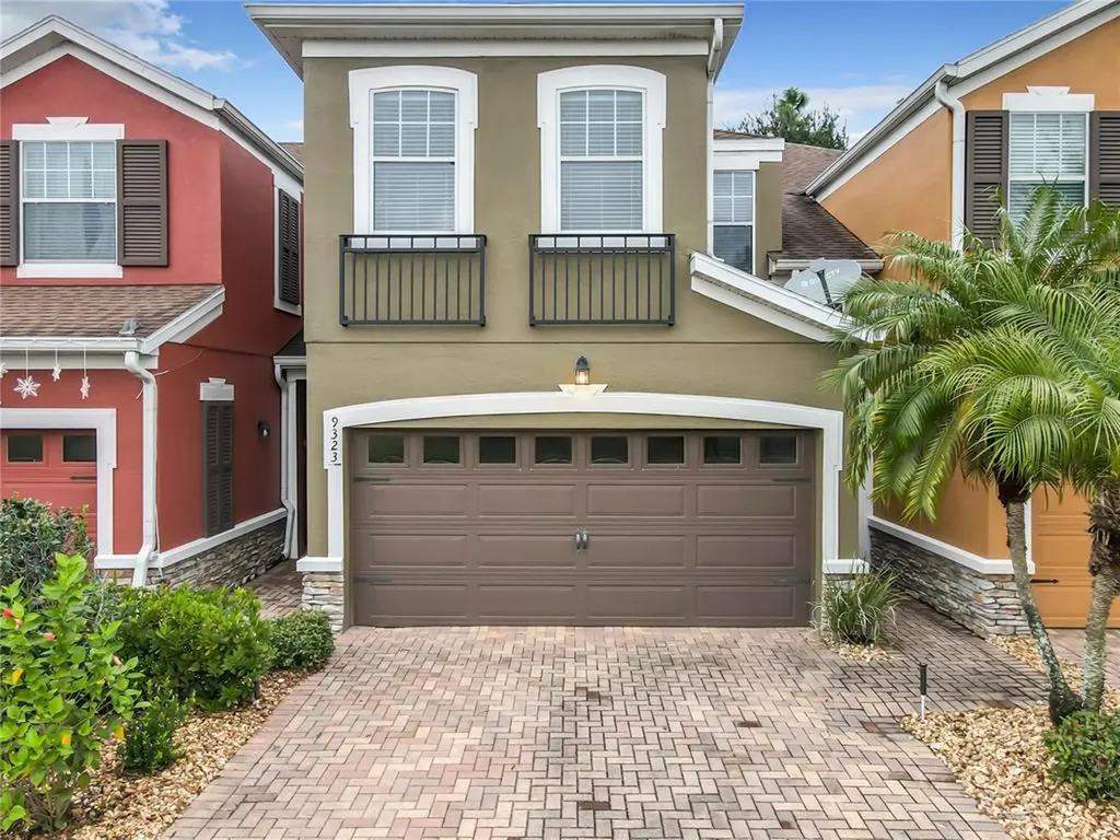 9323 Strongbark Lane Orlando FL 32832