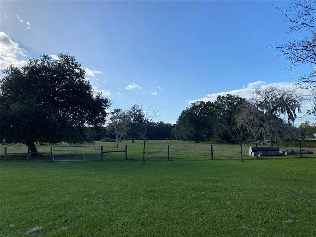 10312 County Road 209 Oxford FL 34484