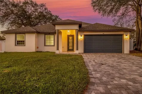 8208 Fir Drive Tampa FL 33619