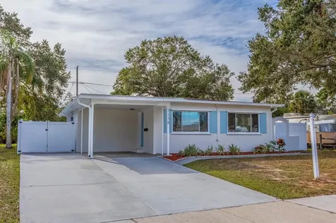 1138 51st Avenue N St Petersburg FL 33703