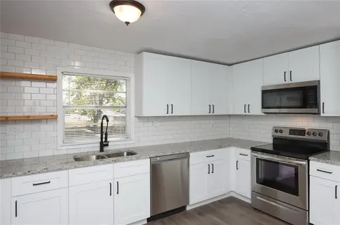 2007 E Seward Street Tampa FL 33604