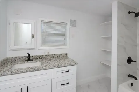 2007 E Seward Street Tampa FL 33604