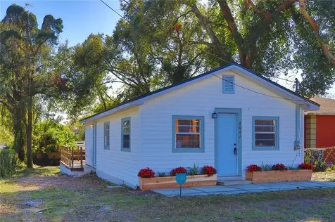 2007 E Seward Street Tampa FL 33604