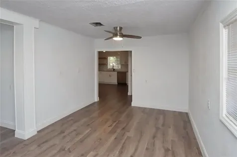 2007 E Seward Street Tampa FL 33604