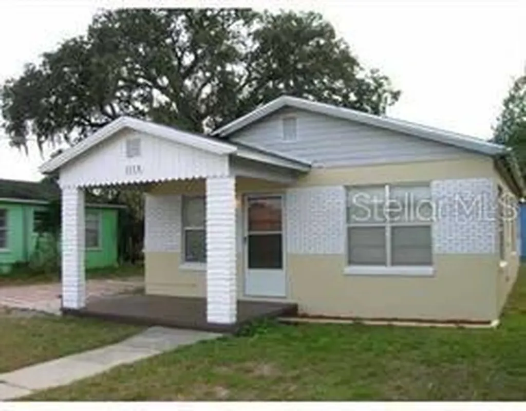 1113 E Okaloosa Avenue Tampa FL 33604