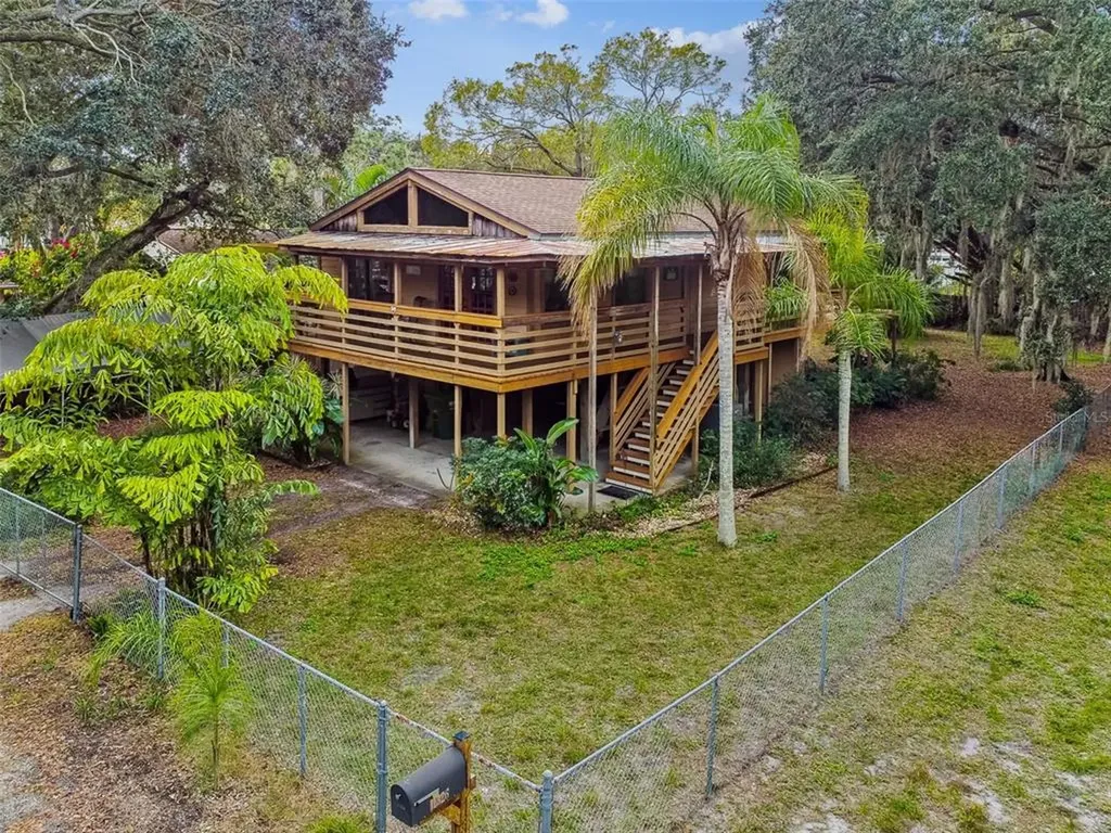 11326 Murray Avenue Largo FL 33778