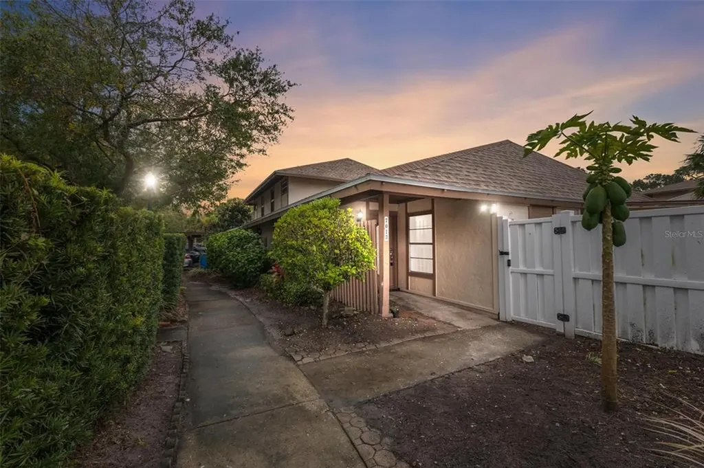 7013 Salinas Court Tampa FL 33634