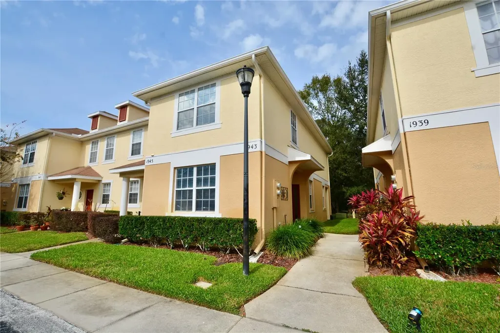 1943 Fiesta Ridge Court Tampa FL 33604