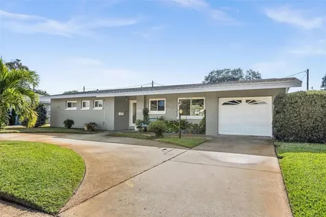 4052 22nd Avenue N St Petersburg FL 33713