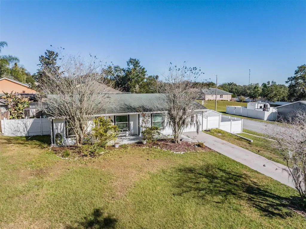 37033 Highlands Court Dade City FL 33523