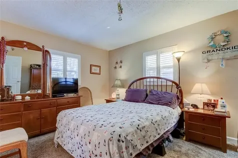 5649 Harding Boulevard NE St Petersburg FL 33703