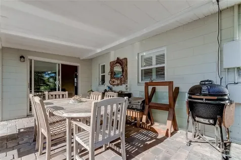 5649 Harding Boulevard NE St Petersburg FL 33703