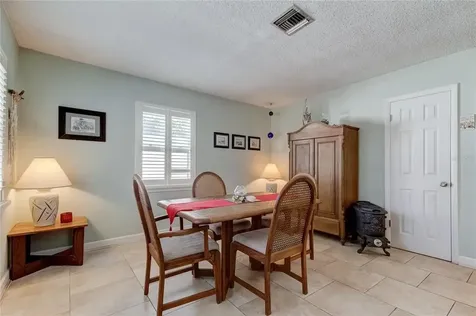 5649 Harding Boulevard NE St Petersburg FL 33703